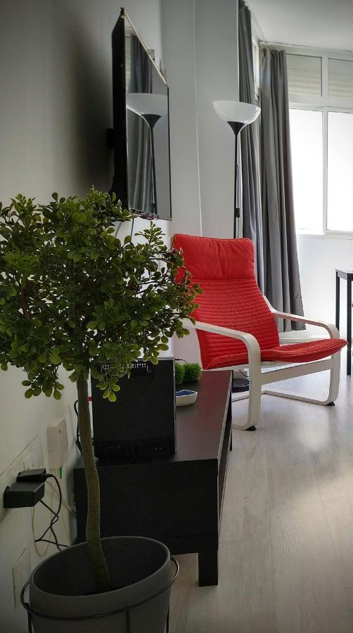 Amplio Estudio,Vista Mar Y Montana, A Pasos Del Centro Торремолинос Экстерьер фото